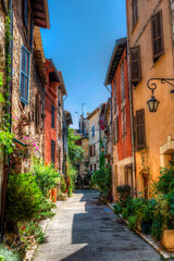 Fototapeta na wymiar Charming, Narrow Street in Vence, Provence