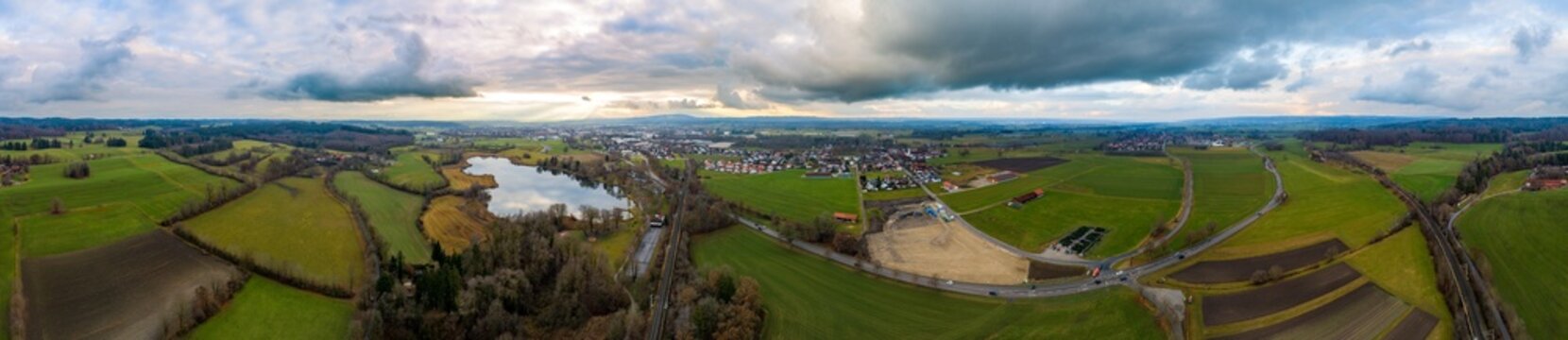 Weilheim, Weilheim in Oberbayern, Dietlhofer See, Luftaufnahme, Panorama, 360, Pfaffenwinkel, Oberland, Oberbayern, Bayern, Luftbild, Ortsbild