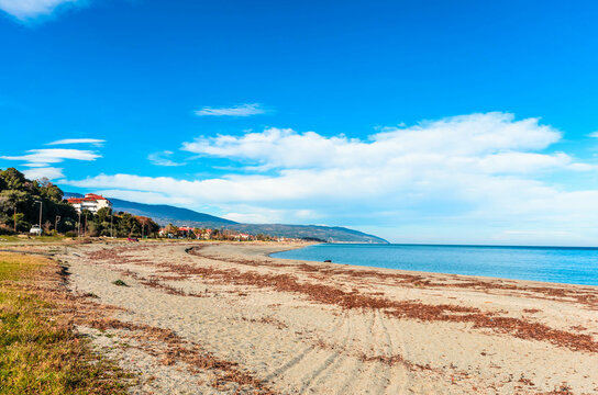 Agiokampos is the beach resort of the municipality of Agia in the Larissa regional unit.