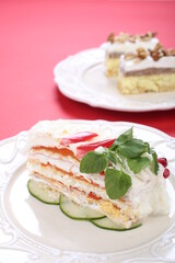 Salty cake of roasted peppers, cheese and ham