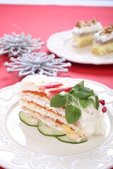 Salty cake of roasted peppers, cheese and ham