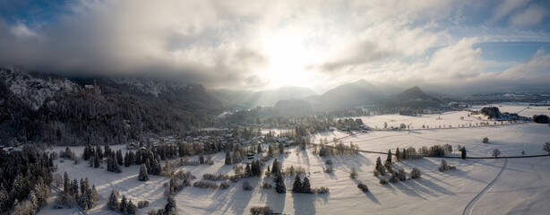 Luftbild mit Drohne bei Füssen und Neuschwanstein, Allgäu