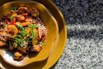 meat and vegetable chop suey with rice