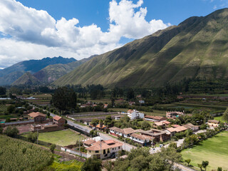 Obraz premium View of agriculture structure made by Inca culture in Yucay. Town in the Sacred Valley in the Peruvian Andes.