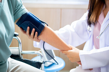 Obraz premium Medical adult for check and monitor cardiology pressure health