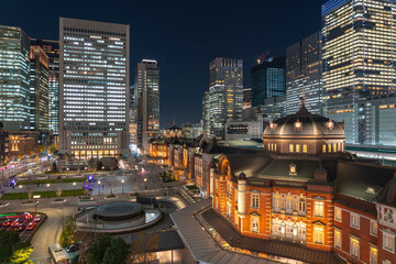 Fototapeta na wymiar Night view of Tokyo station 