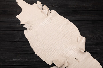 beige nude sand alligator natural leather - material for handbags and shoes	
