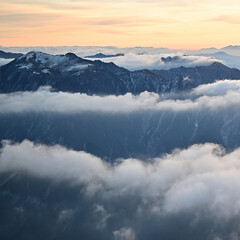 日本百名山の一つで西日本最高峰の百名山石鎚山、冬景色