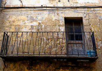 Traditional maltese vintage house - window details - Valletta Malta