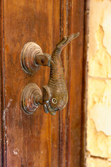 Obraz premium Ornate door decoration traditional homes in Valletta - Malta