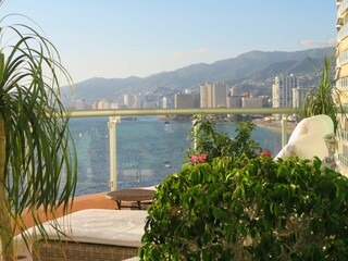 Fototapeta premium hotel in the sea