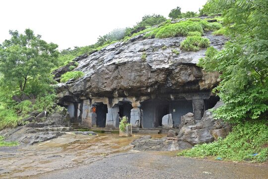 Lonad Caves, Bhiwandi, Thane, maharashtra 