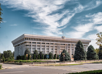 Fototapeta na wymiar The White House, the presidential office of Bishkek, Kyrgyzstan