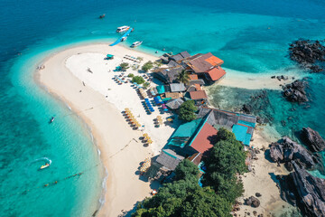 Koh Khai Nai, the cat island, in Phuket Province, Thailand © pierrick