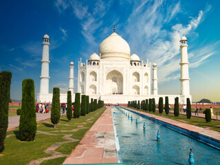 Naklejka premium Taj Mahal at day, beautiful scenery of India