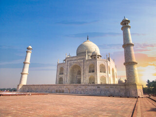 Fototapeta na wymiar The Great Taj Mahal, Agra, India