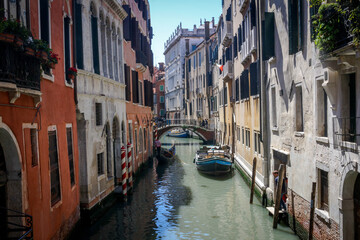 Fototapeta na wymiar Canal at the city of Venice