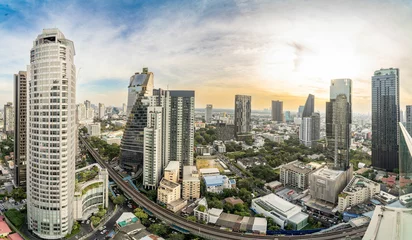 Foto op Plexiglas Peking Thonglor Sukhumvit Bangkok Thailand Skyline
