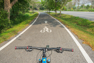 Fototapeta na wymiar bike lane