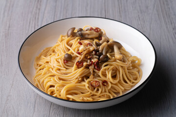 キノコの和風スパゲッティ