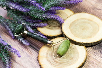 Jade stone facial massager soclose and lavender bouquet