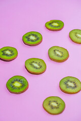 Fototapeta premium sliced kiwi fruit 