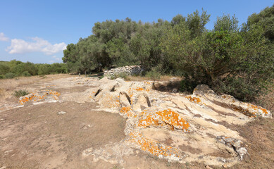 Necrópolis, Poblado Talayótico de Torretrencada,. Menorca, Islas Baleares, España © IVÁN VIEITO GARCÍA
