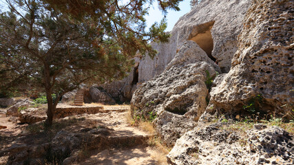 Necrópolis Cala Morella, Menorca, Islas Baleares, España © IVÁN VIEITO GARCÍA