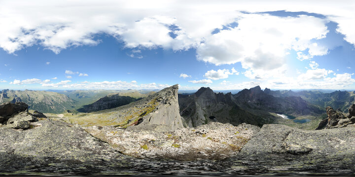 Ergaki - Dragon's Tooth Peak