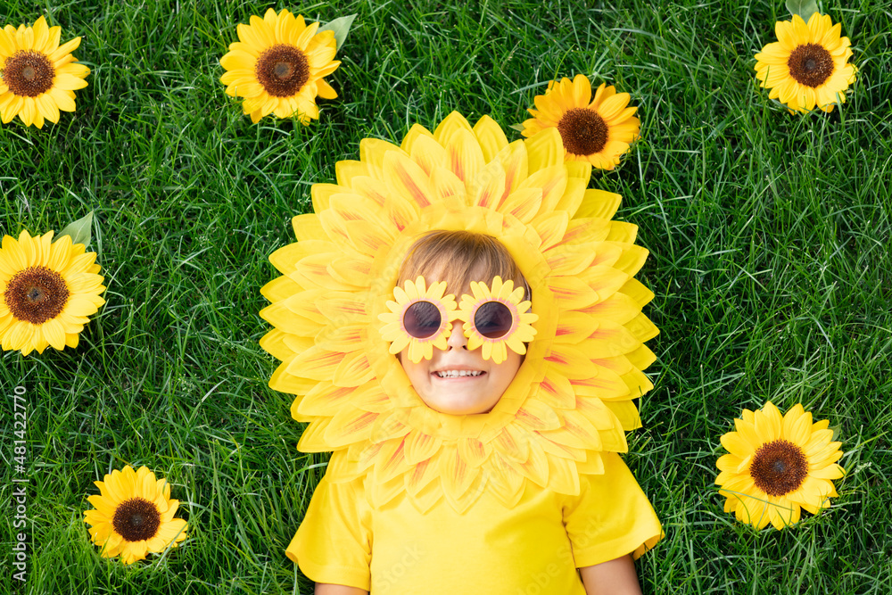 Canvas Prints Happy child playing outdoor in spring park