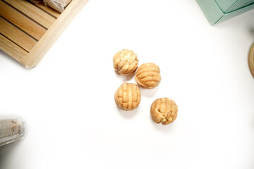 isolated, cut out, 누끼, 배경화면, background, 호두, 호두과자, 포도, 과일, 간식