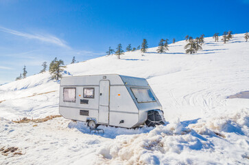 snow caravan trailer winter travel cold ice