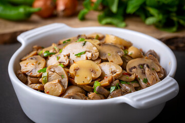 Saute delicious mushrooms (Turkish name; Mantar sote)