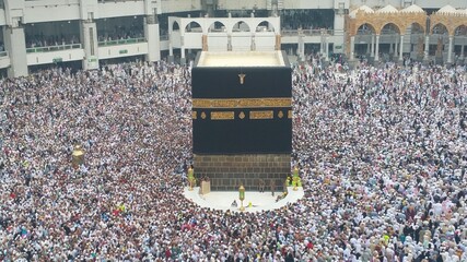 Muslim pilgrims from all around the world doing tawaf, praying around the kabah, during hajj