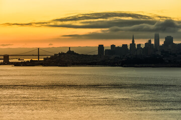 Obraz premium San Francisco Bay as seen from Fort Baker, in Marin County, Golden Gate National Recreation Area