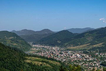 Naklejka premium view of the mountains