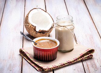 Produtos veganos como queijos, leites e doces de origem vegetal.