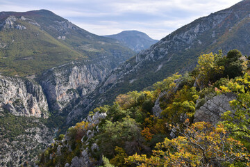 Fototapeta na wymiar Les Gorges du Verdon, vues depuis le Col d'Illoire