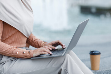 Work in city, freelance, independent contractor, digital nomad, remote job