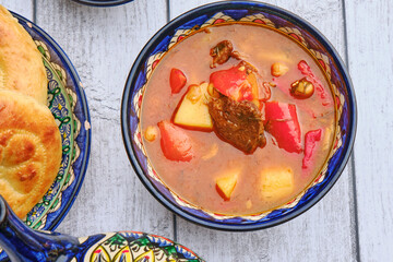 tomato soup with bread