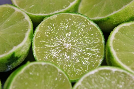 Citrons verts.