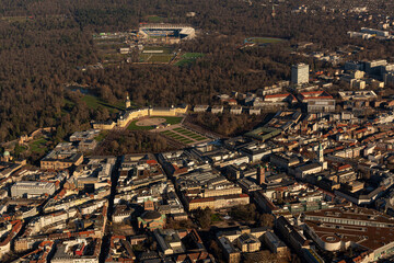 Karlsruhe aus der Luft, Schloss und Innenstadt