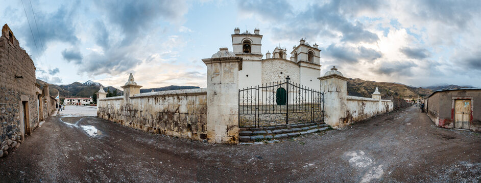 Yanque town, in Colca Canyon