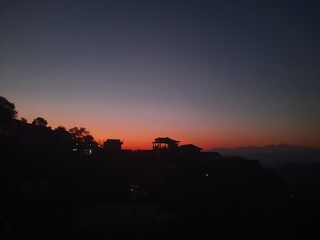 Naklejka premium sunset in the city