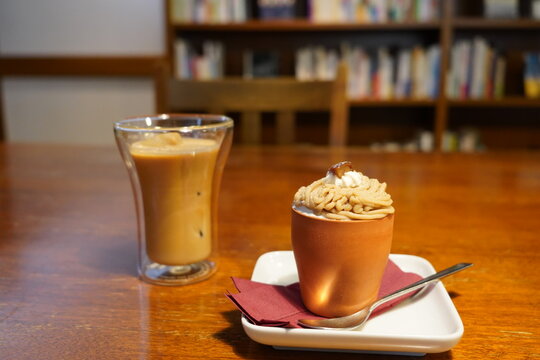 Coffee and Maron cup cake