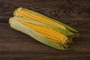 Vegan cuisine - Ripe sweet corn