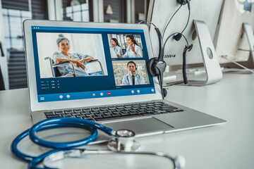 Telemedicine service online video call for doctor to actively chat with patient via remote healthcare consultant software . People can use app to contact doctors for virtual meeting from home . - obrazy, fototapety, plakaty