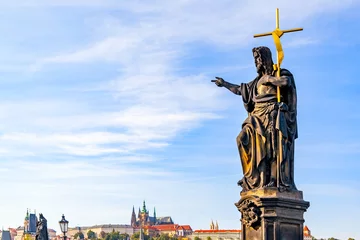 Plexiglas schilderij Karelsbrug John the Baptist on Charles Bridge and skyline of Prague  © Roman Sigaev