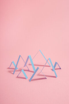 Zig Zags patterns on pink background