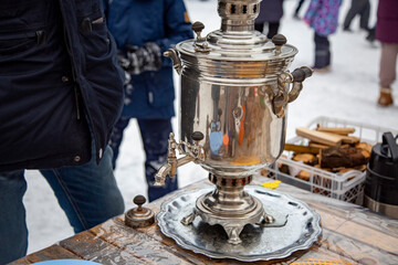 russian teapot samovar on maslenitsa outdoor selebration - obrazy, fototapety, plakaty